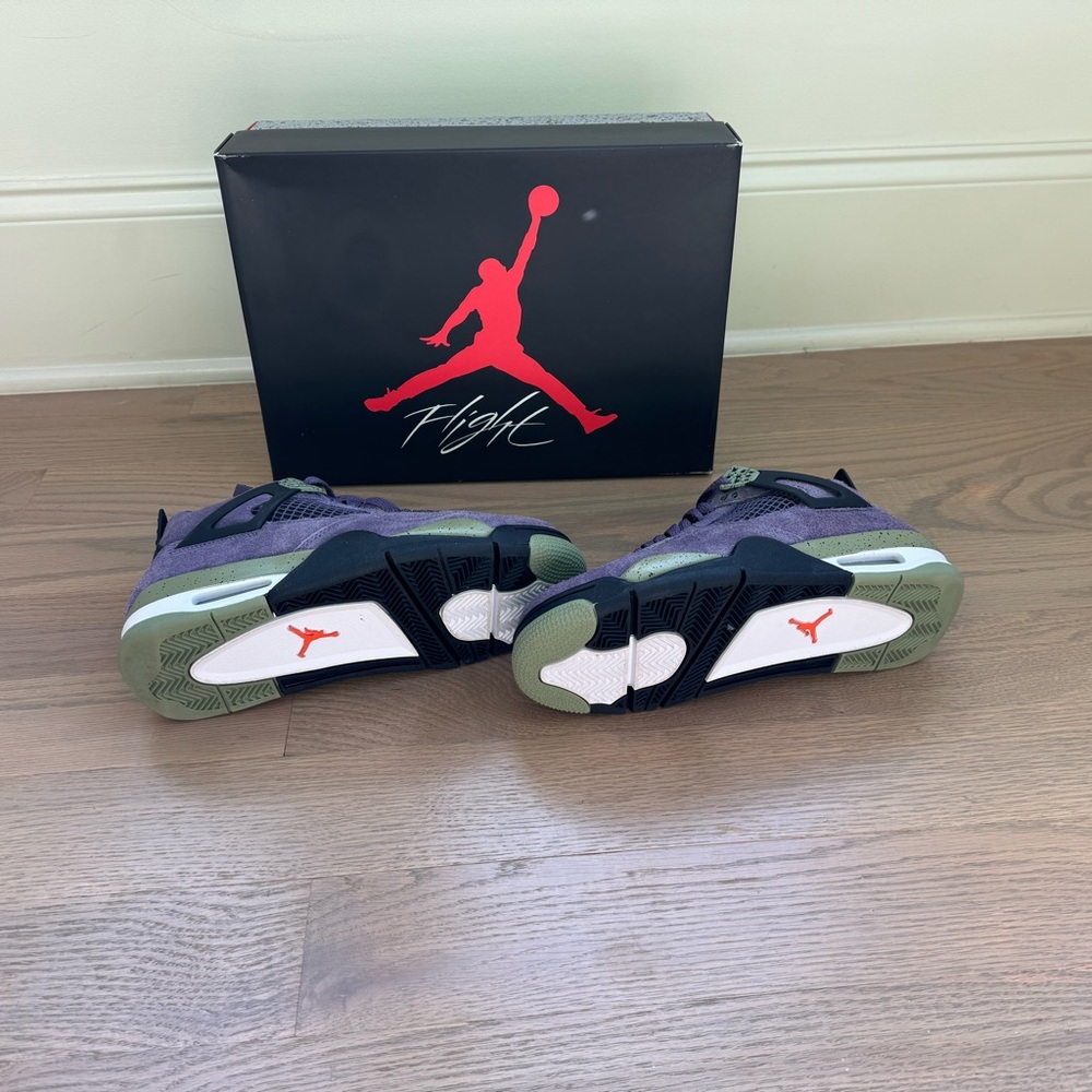 Pre owned 2022 Wmns Air Jordan 4 Retro 'Canyon Purple - Picture 9 of 9